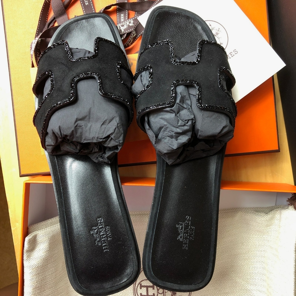 💕SOLD💕Hermes Orans: Suede Goatskin w/ Crystals